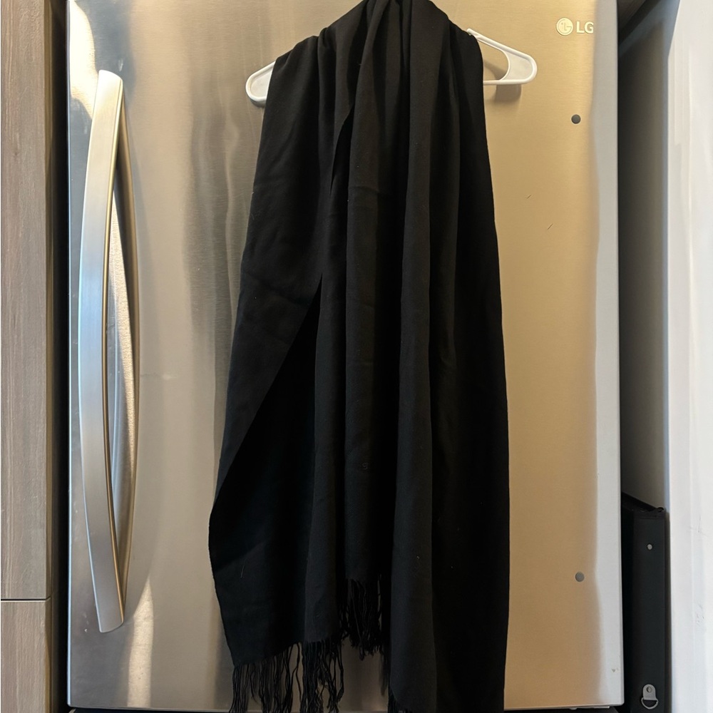 Nordstrom Classic Black Scarf